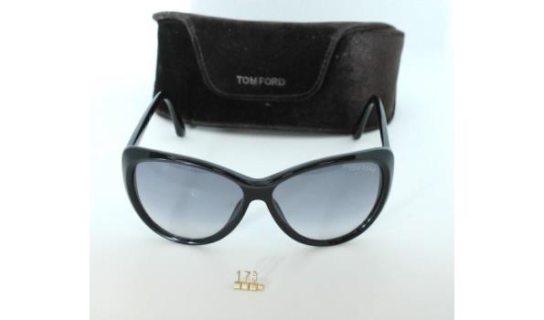 zonnebril TOM FORD TF230, krasje, mogelijke gebruikssporen
